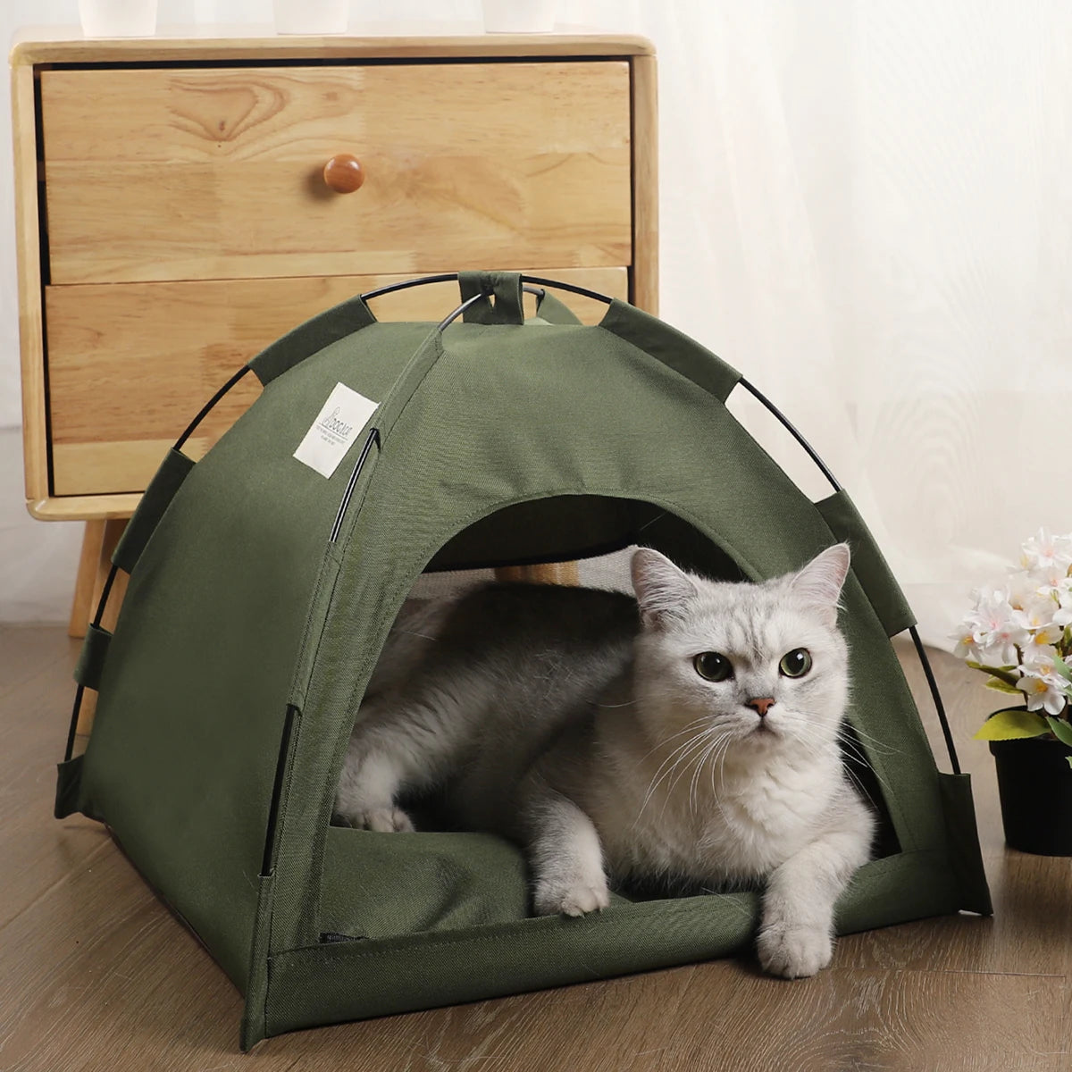 Warm Cat Tent Bed